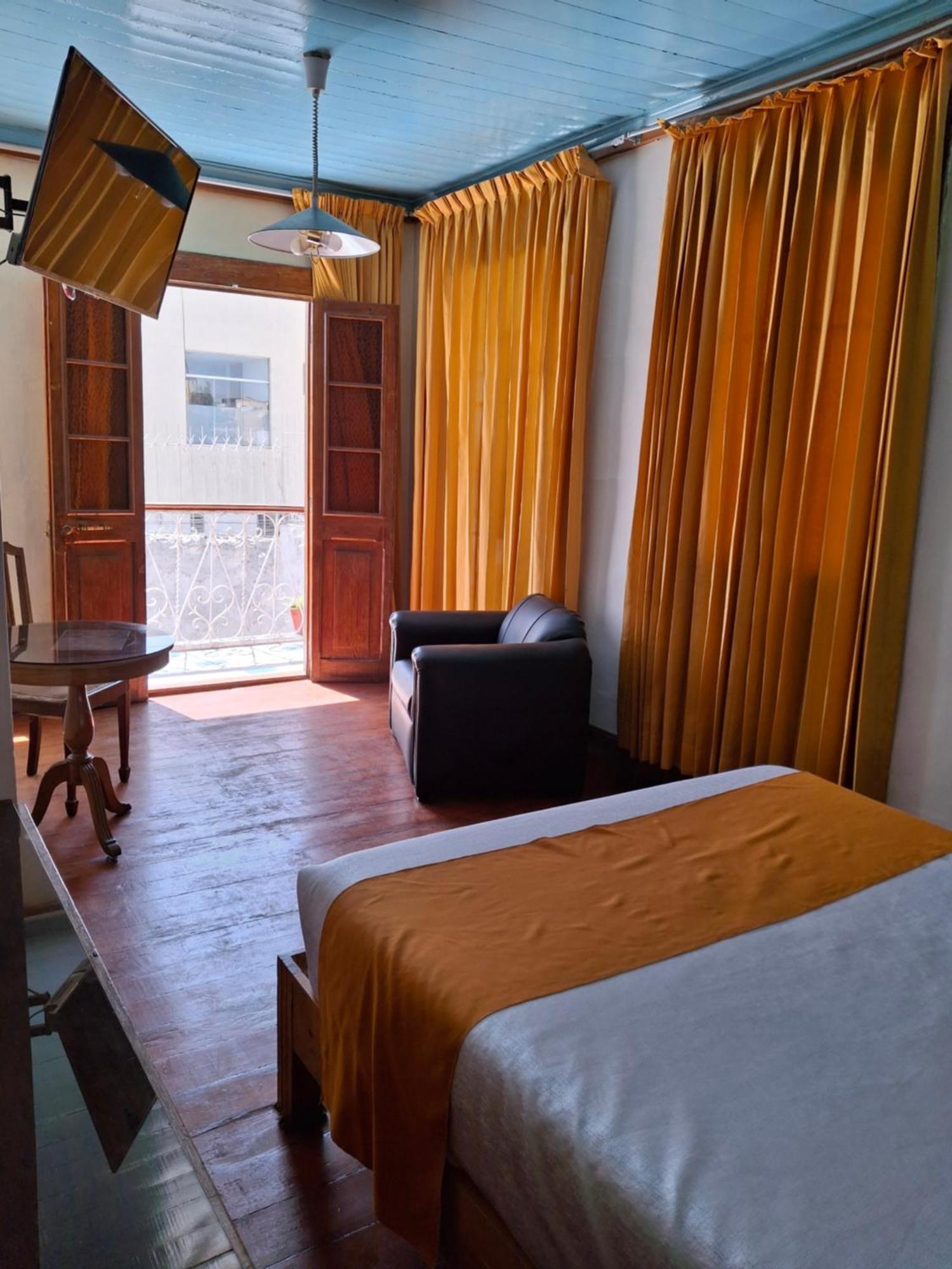 Hostal Lluvia De Oro Arequipa Buitenkant foto