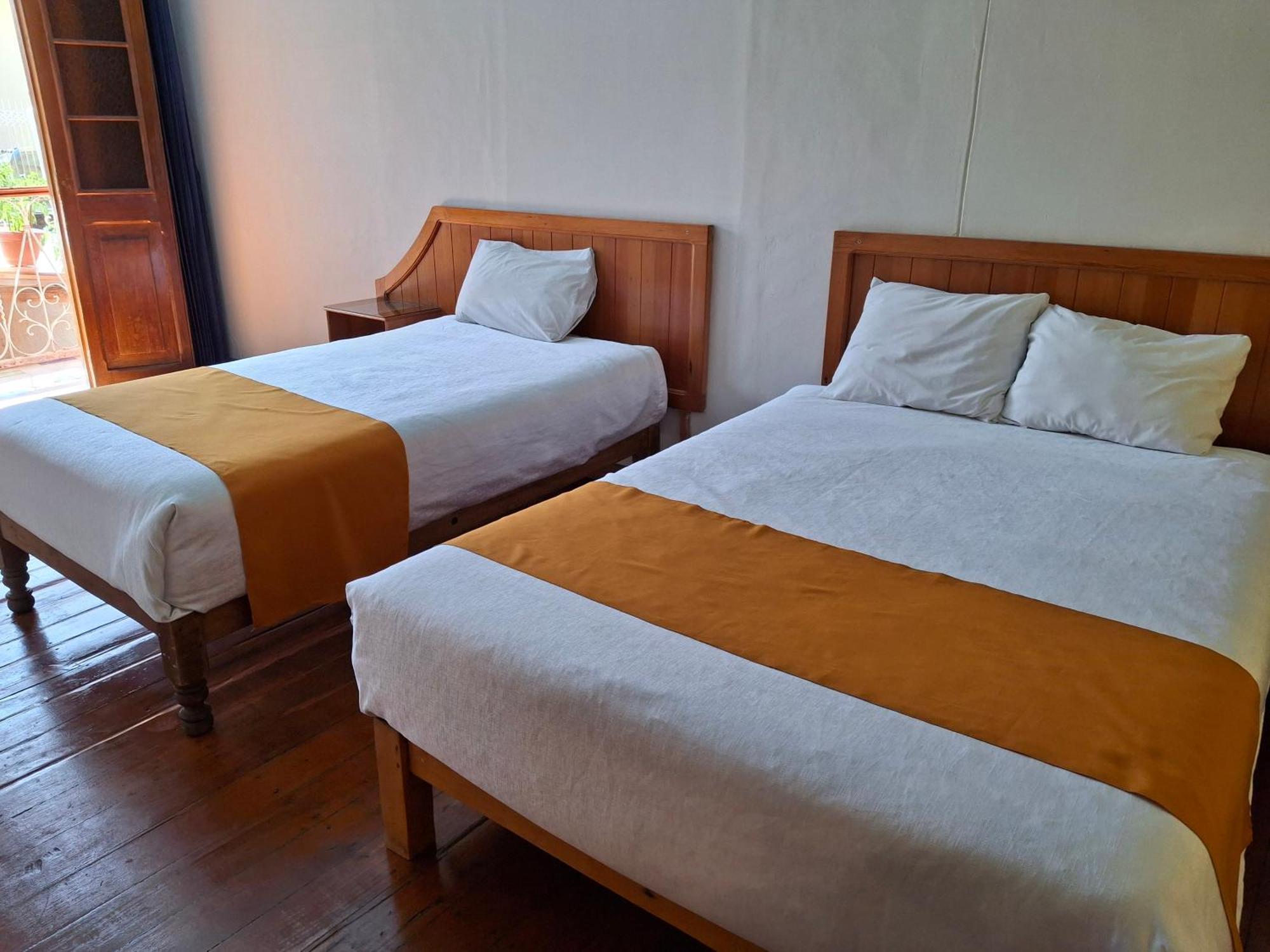 Hostal Lluvia De Oro Arequipa Buitenkant foto